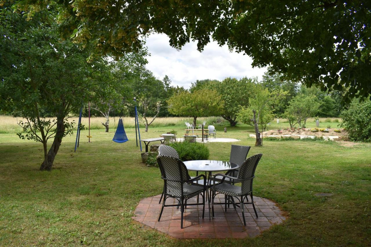 Bed and Breakfast Le Moulin Bleu Seigy Exterior foto